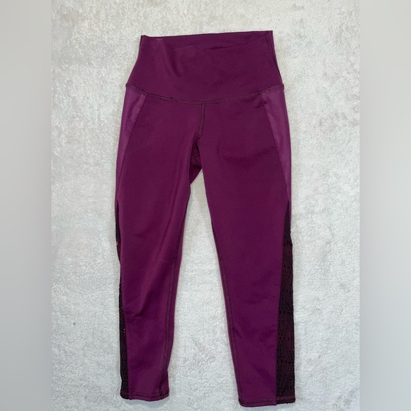ALO Yoga High Waisted Yoga Capris Leggings Stretch Patina Purple Womens‎ Size XS - Picture 2 of 10